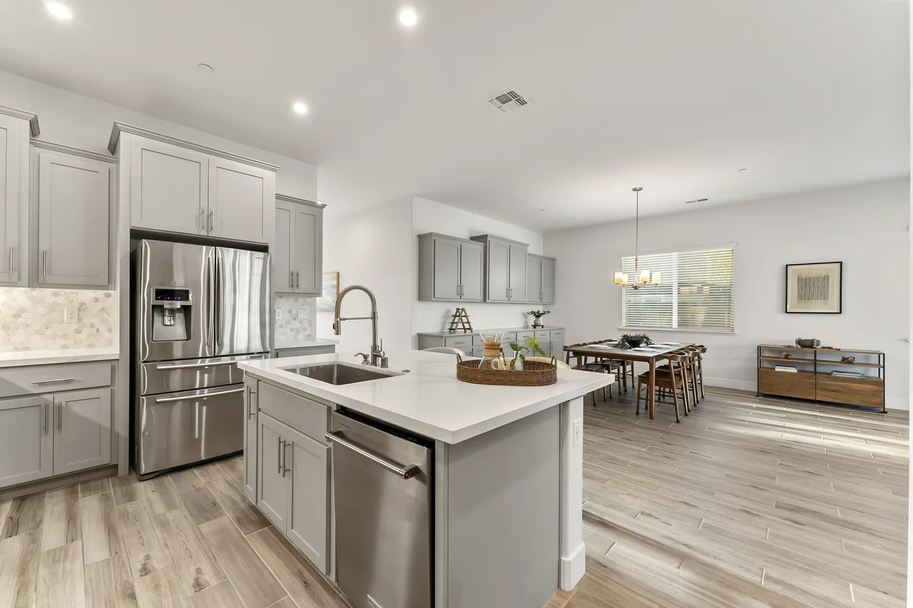 Fair Oaks home kitchen