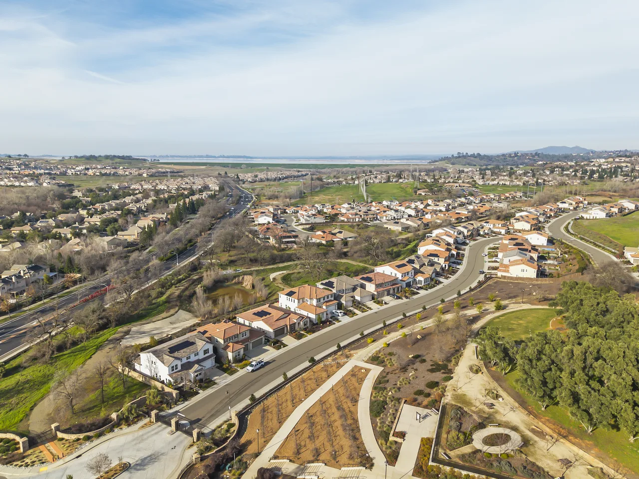 Aerial, Folsom community